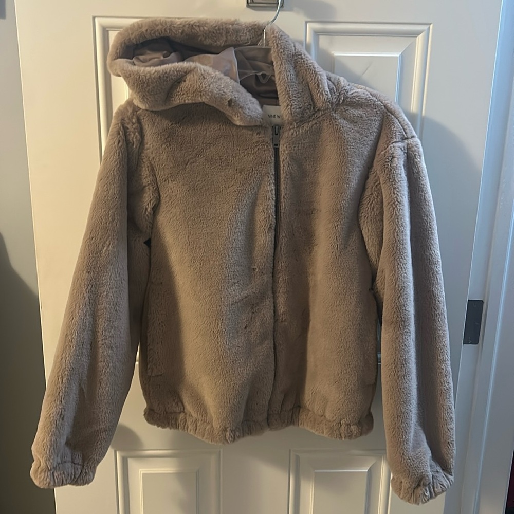 Nine West Taupe Super Soft Faux Fur Zip Hooded Jacket XS fully lined womens soft